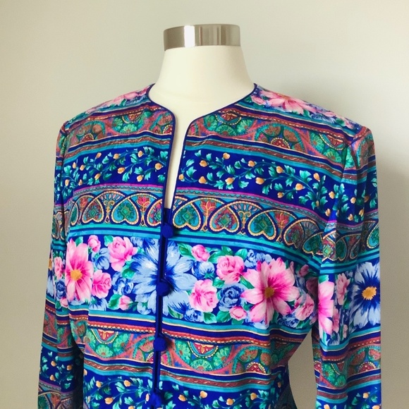 Vintage Adrianna Pappell New York 100% Silk Floral Blazer Jacket Size 10 - Picture 2 of 16
